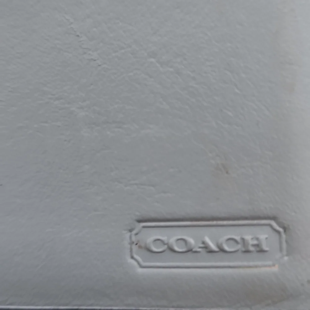 ☀️HP☀️Vintage Coach Patent Leather Checkbook Wallet - Picture 7 of 11